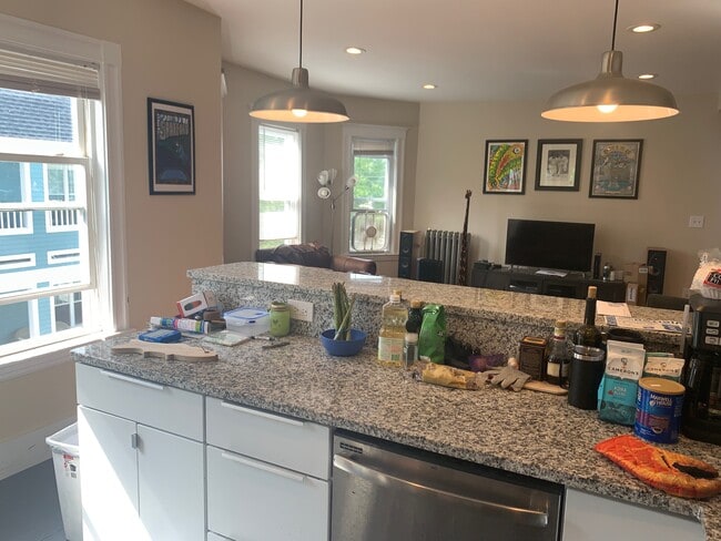 Photo - 102 Morrison Ave