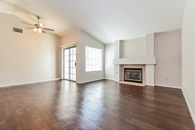 Photo - 2660 Storey Cir