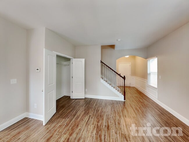 Photo - 120 Leland Ln