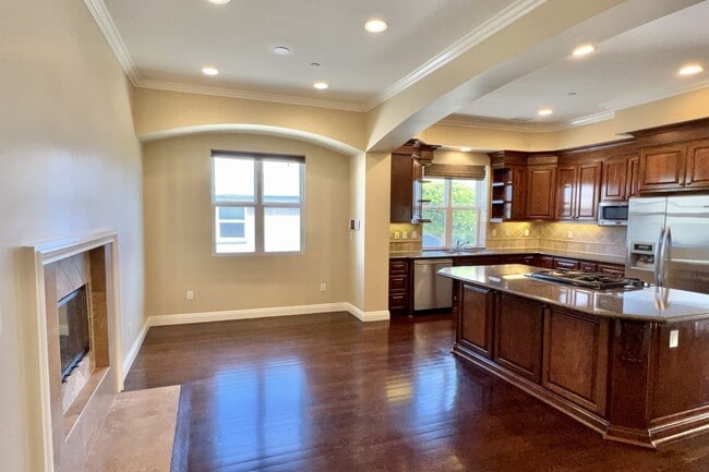 Photo - 3844 Tilden Ave