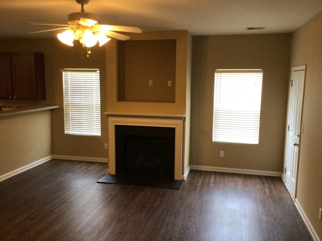 Photo - 1045 Brookgreen Ln