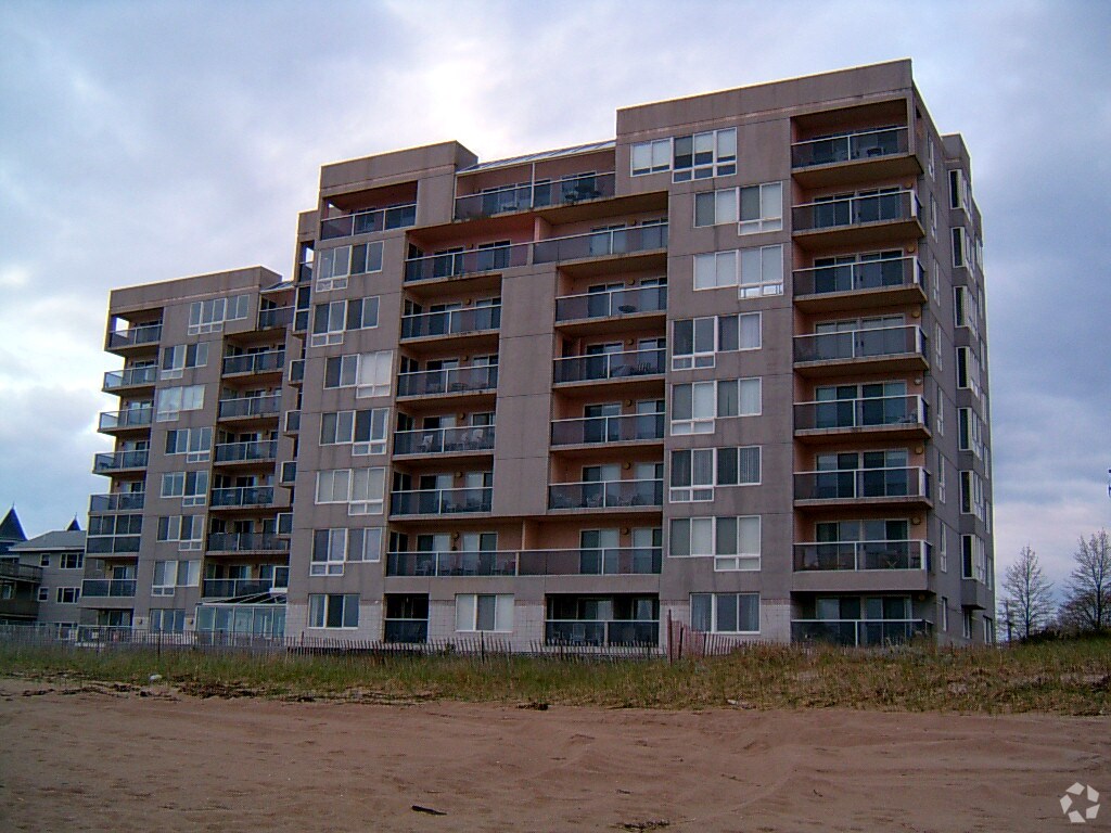 Linwood Arms Apartments Old Orchard Beach, ME