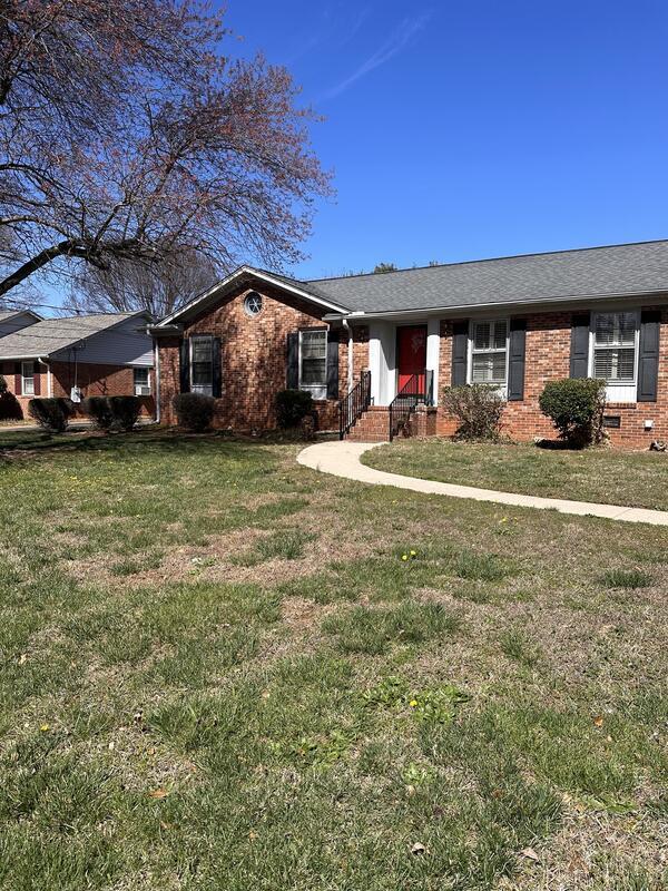 21 Seabury Dr House House Rental in Greenville, SC