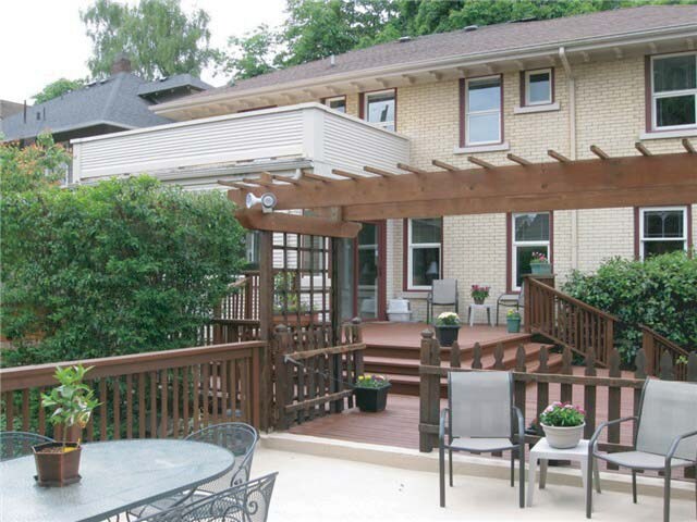 Photo - TriMark Manor