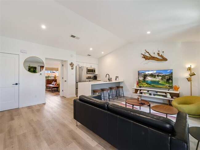Photo - 1219 Hollow Creek Dr Unit 1