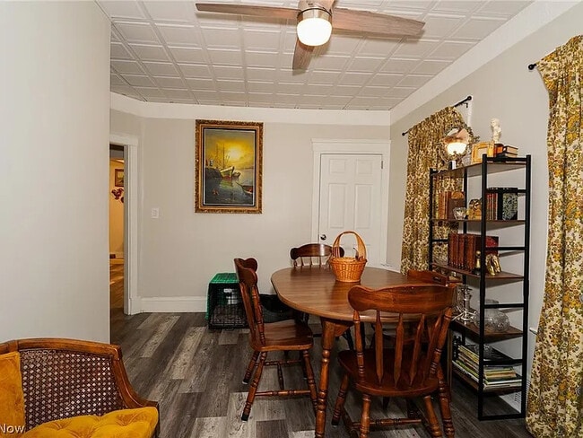 Photo - 3647 W 47th St Unit Down