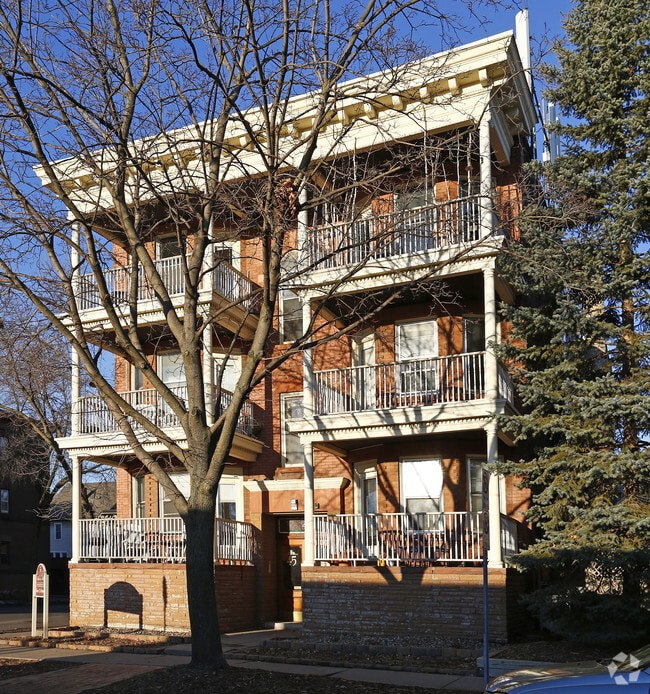 Avon Apartments