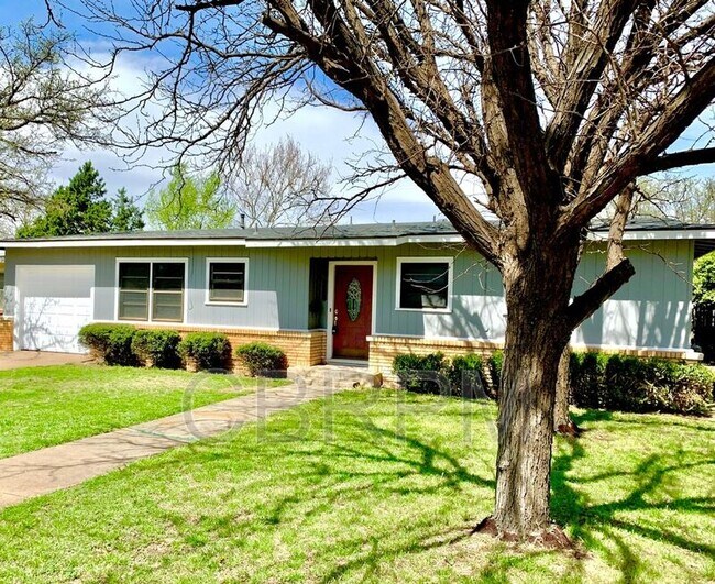 Building Photo - 4018 38th St