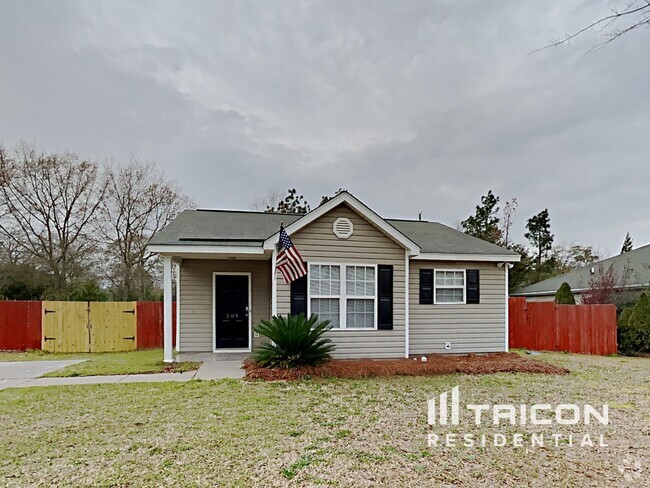 Building Photo - 209 Oakpointe Dr Rental