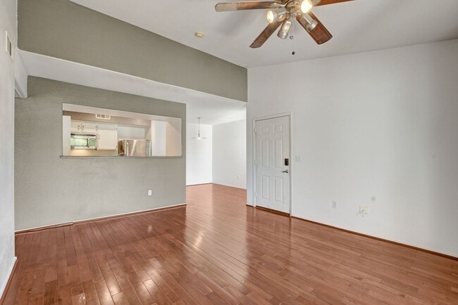 Photo - Adorable Southwest condo