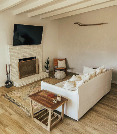 Living room with 50” smart tv - 6125 Mojave Ave House