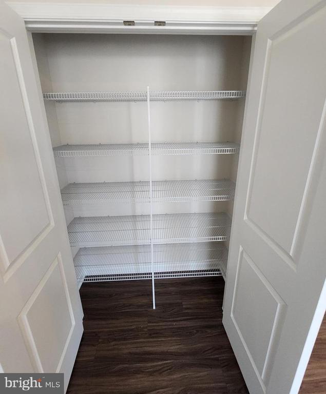 Photo - 1264 Red Clover Ln