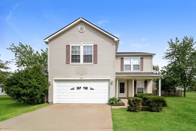 Building Photo - Lovely 4 Bedroom Home