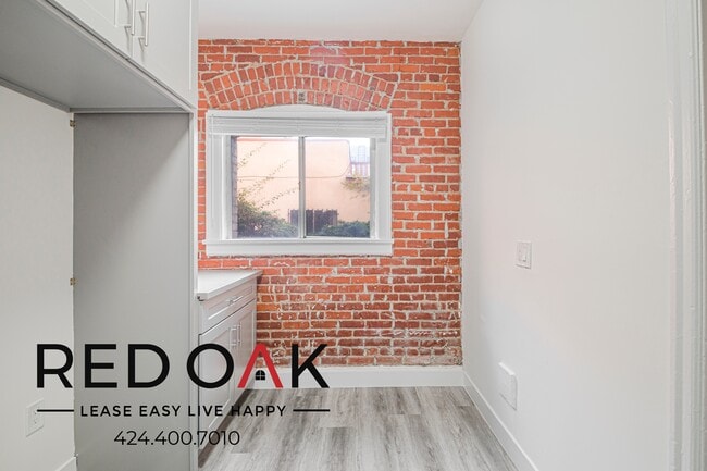 Photo - 147 Normandie Ave Unit 109