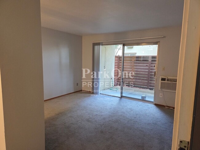 Photo - Great 1 bedroom ground floor condo.
