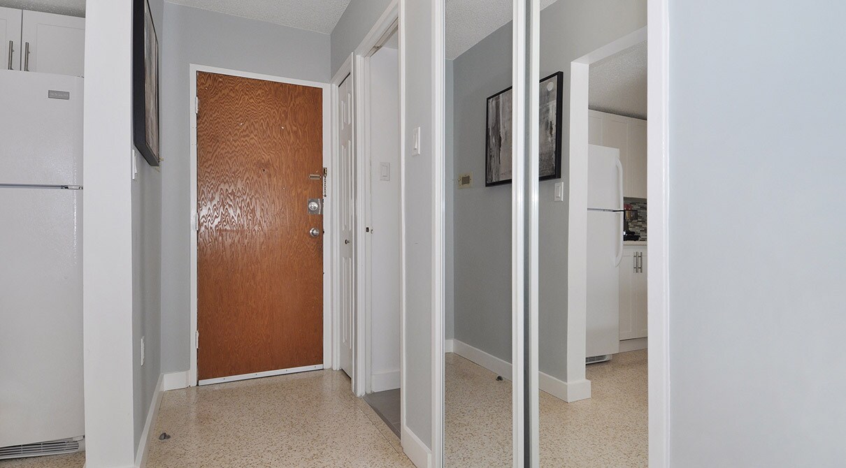 Photo - Crystal Arms Unit 00101