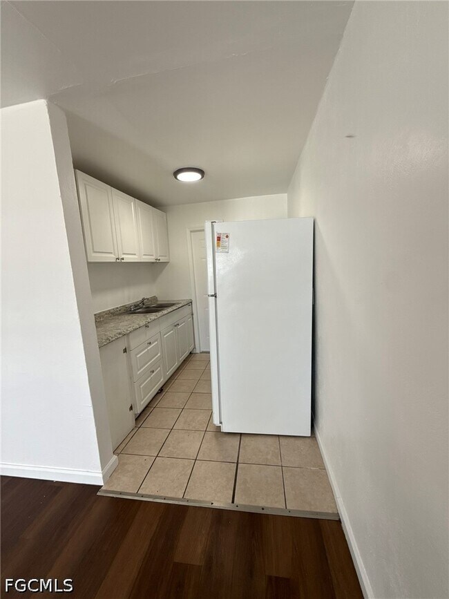 Photo - 3049 2nd St
