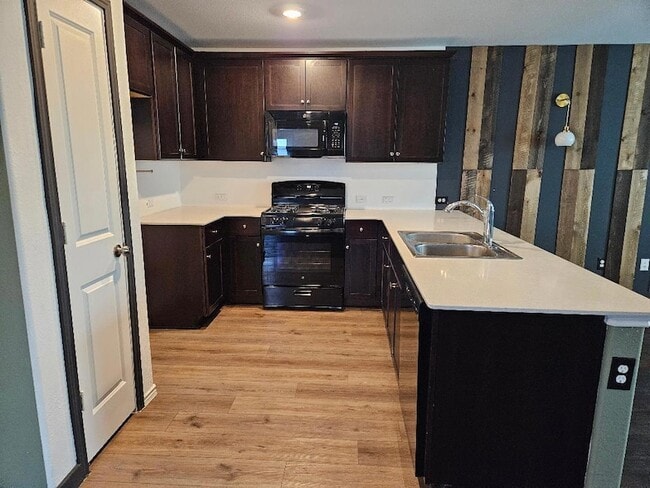 Photo - 17721 Somerville Ct