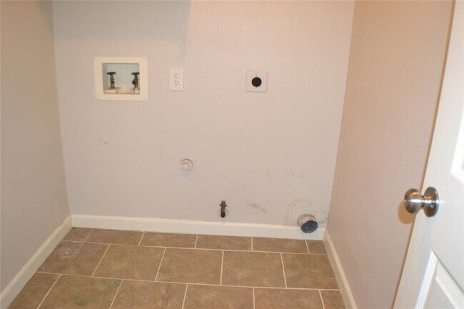 Photo - 2718 Rockhill Rd
