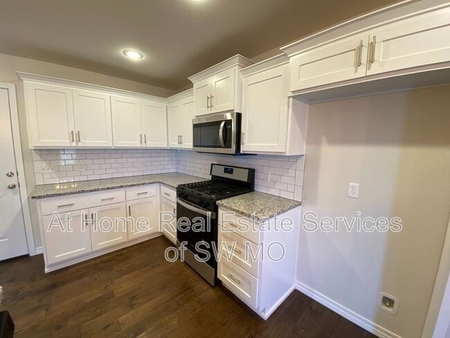 Photo - 1170 N Culpepper Ave