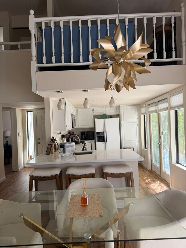 Photo - Beautiful 3 bed 3 bath townhome ready for move in!