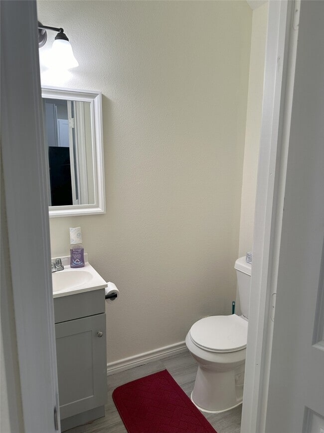 Photo - 16625 E Lynbrook