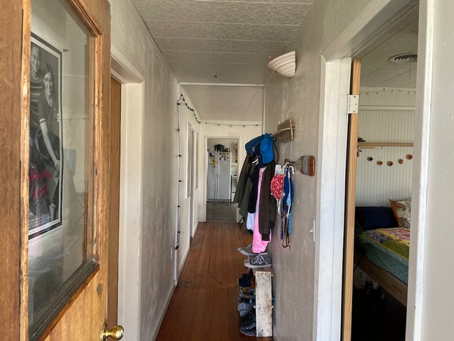 Photo - 322 S Asbury St