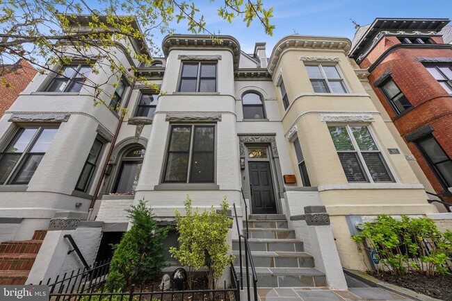 Photo - 914 Westminster St NW Townhome