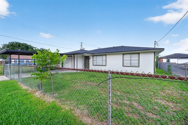 Photo - 1200 Cypress St