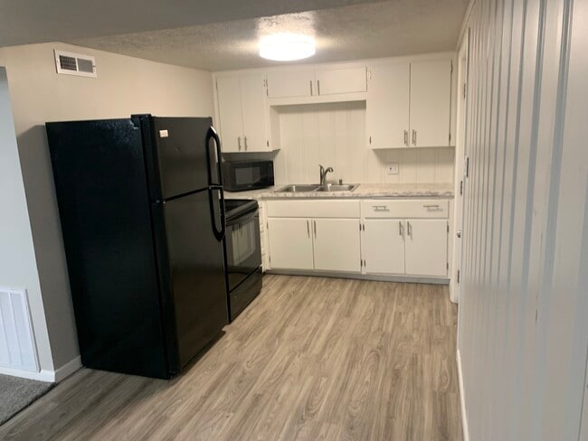 Photo - 615 S 200 E Unidad 2