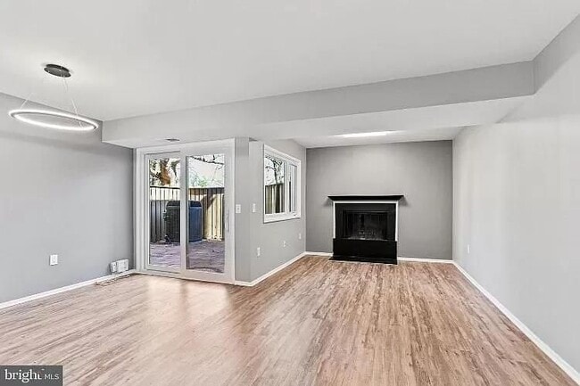 Living room - 11205 Avalanche Way