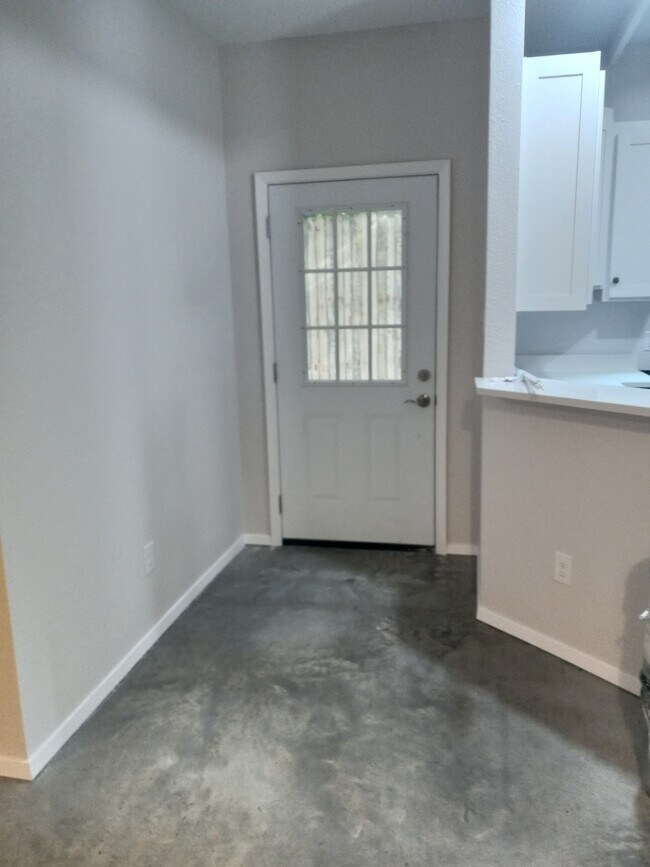 Photo - 221 San Angelo Ave Townhome