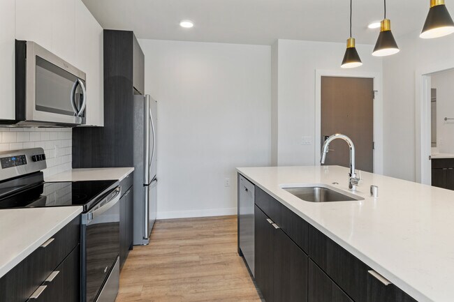 Photo - 5945 6th Ave Unit 301