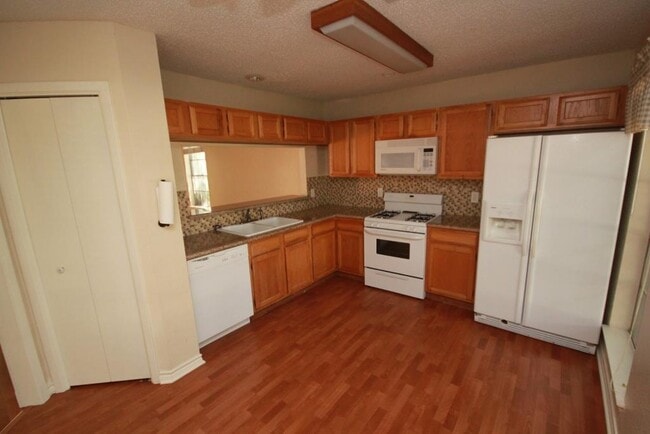 Photo - 21402 Park Bishop Dr