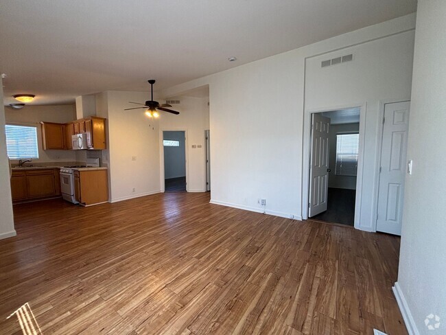 Building Photo - SDS T 4005 Unit 4005 Rental