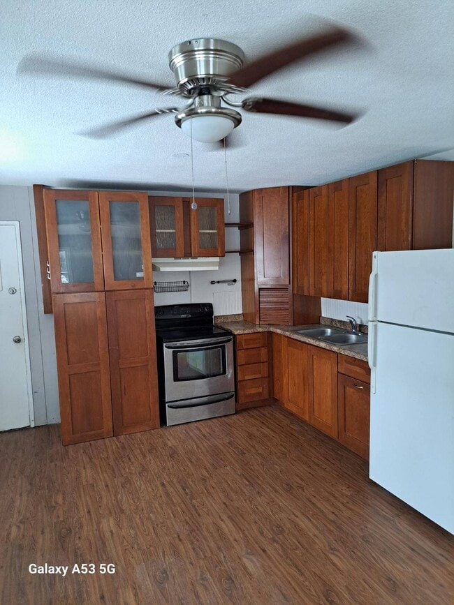 Building Photo - 604 White St SW Rental