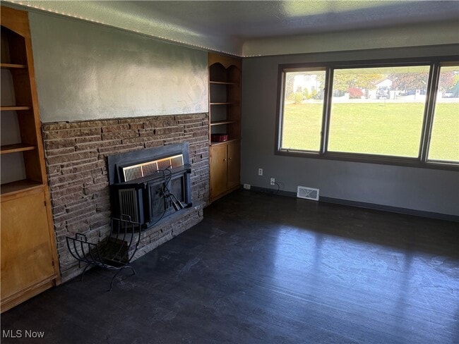 Photo - 9060 State Rd