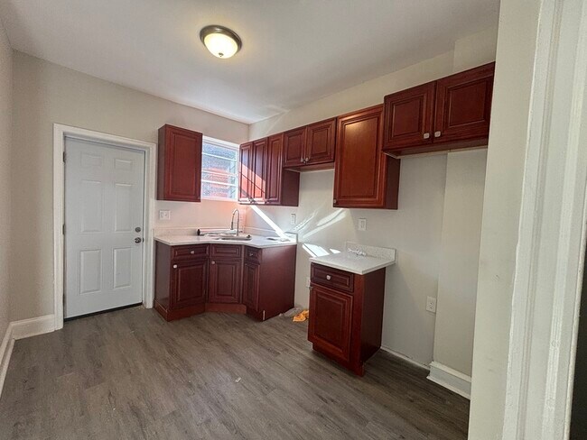 Photo - 410 N Loudon Ave