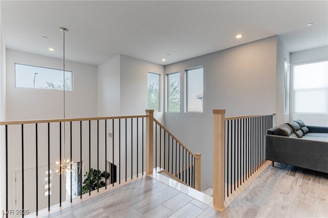 Building Photo - 214 Abbey Hill St