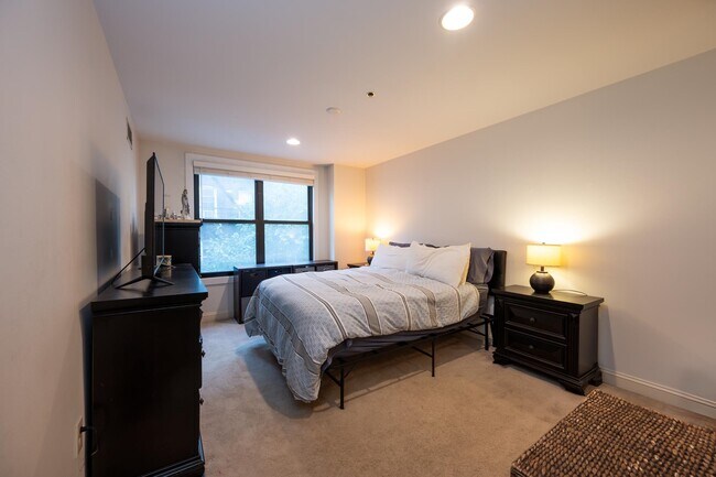 Photo - 711 Clinton St Unidad 2F Rental