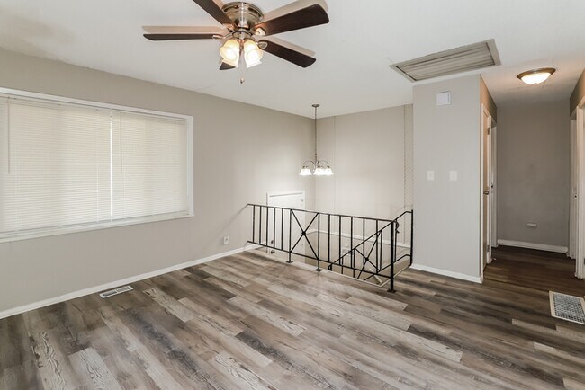 Photo - 18613 Shoshone Dr