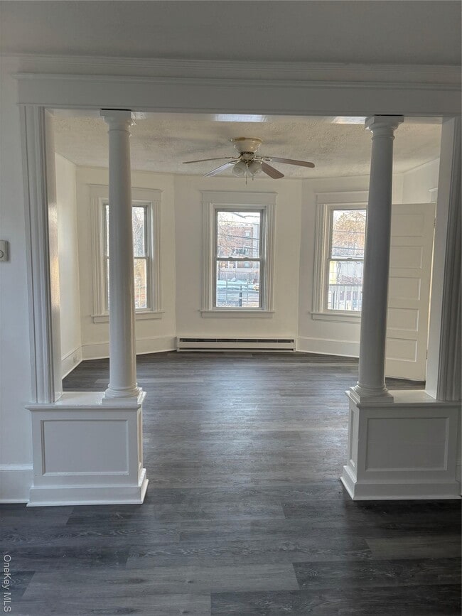 Photo - 20 N White St