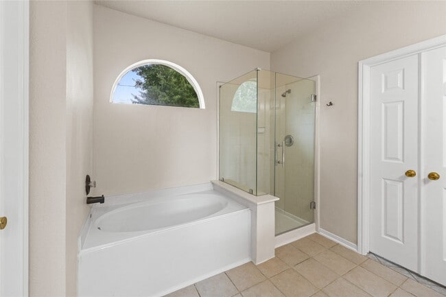 Building Photo - 3106 Birchleaf Dr