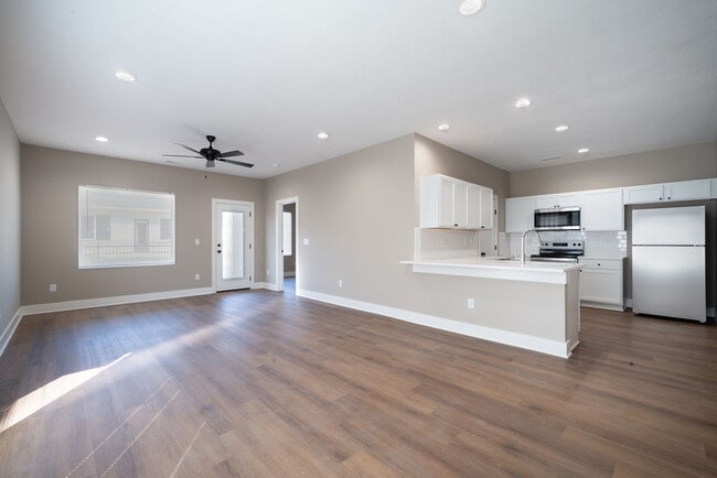 Building Photo - 2743 Flightline St