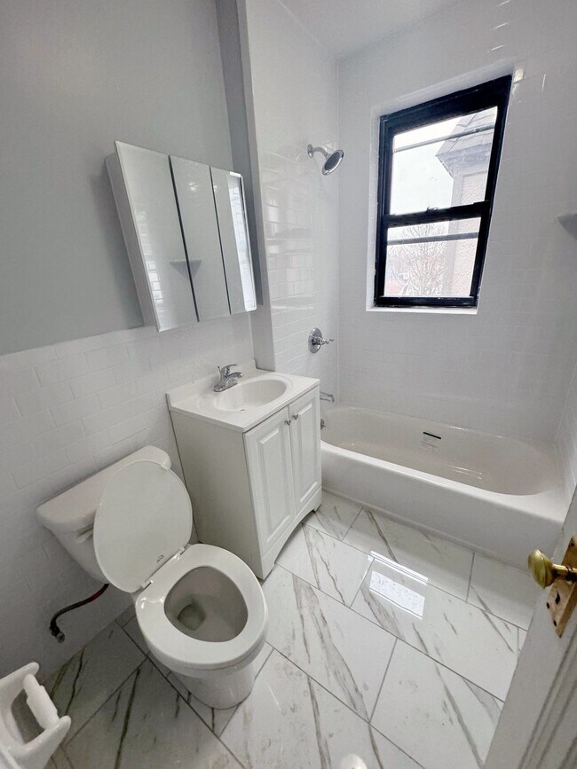 Photo - 1 Murray Hill Terrace