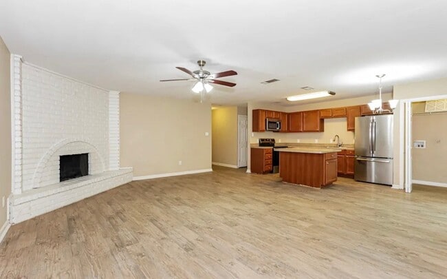 Photo - 2309 Tallowood Ct