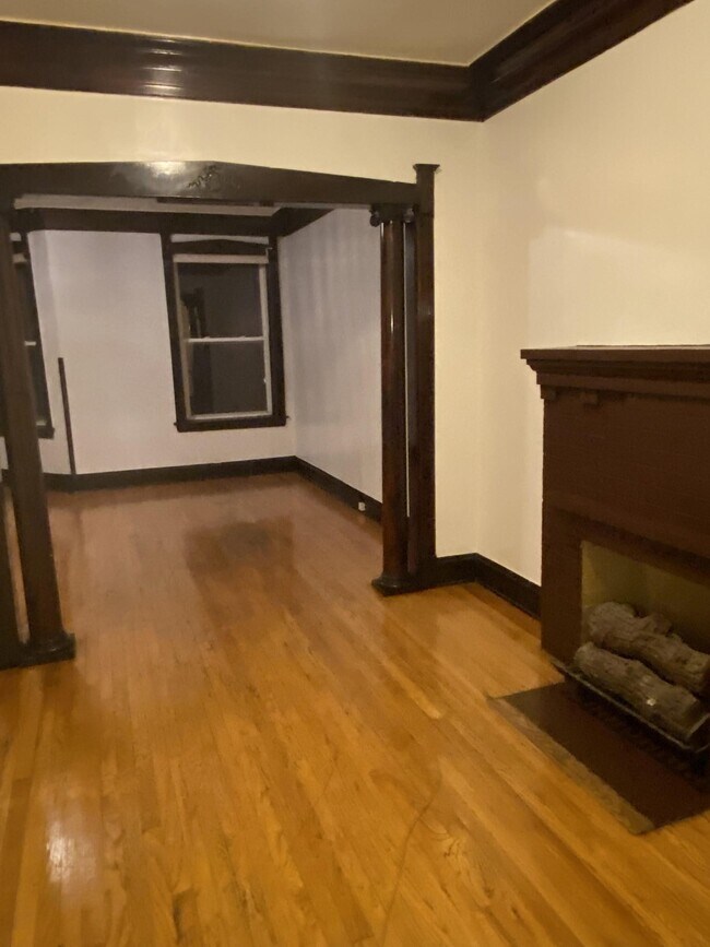 Photo - 6360 S Greenwood Ave Unit 2