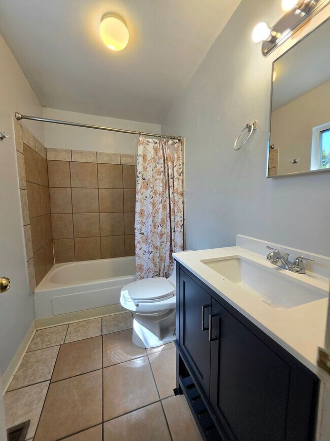 1637 Cedar St Unit 1637 Cedar ST 2
