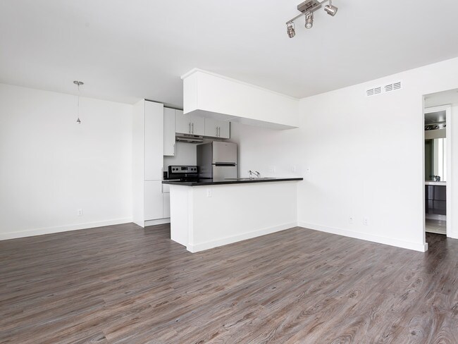 Photo - Andrews Place