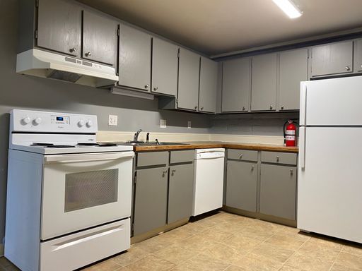 Photo - 161 McClure Ave